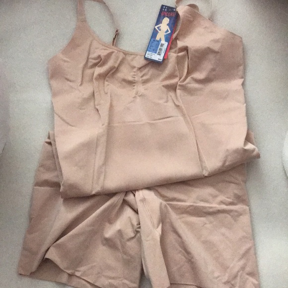 Spanx one piece - Picture 2 of 7